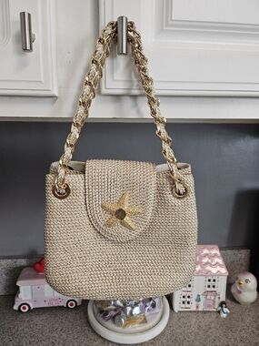 Eric Javits Beige Woven Shoulder Bag with Gold Chain